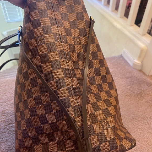 Authetic louis vuitton damier GM - Picture 9 of 12
